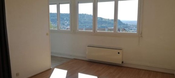 Studio in Rouen, France No. 360290 2