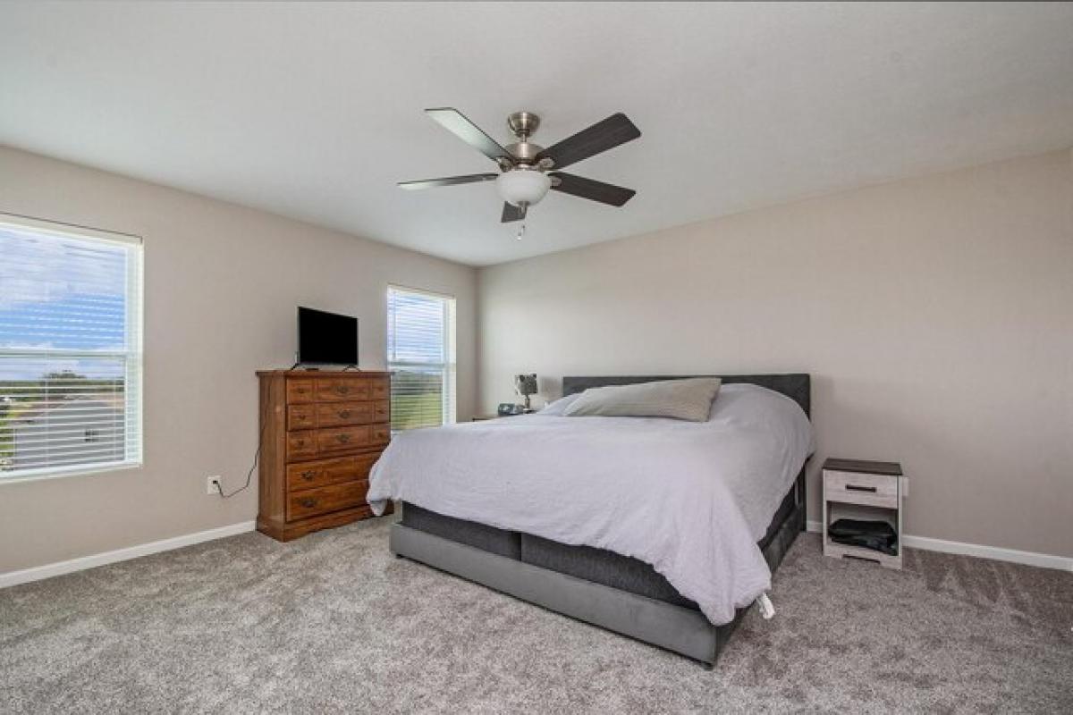 5 bedrooms House in Middleville, USA No. 375391