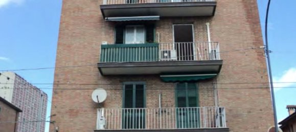 Apartamento de 3 habitaciónes en Bologna, Italy No. 97398 2