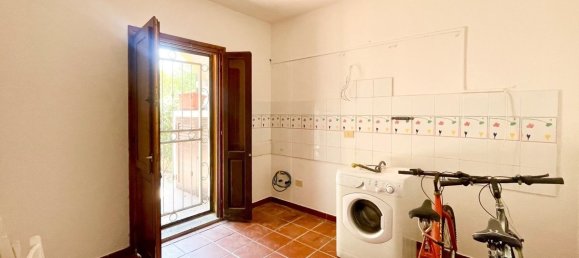 3 bedrooms House in San Teodoro, Italy No. 291121 16