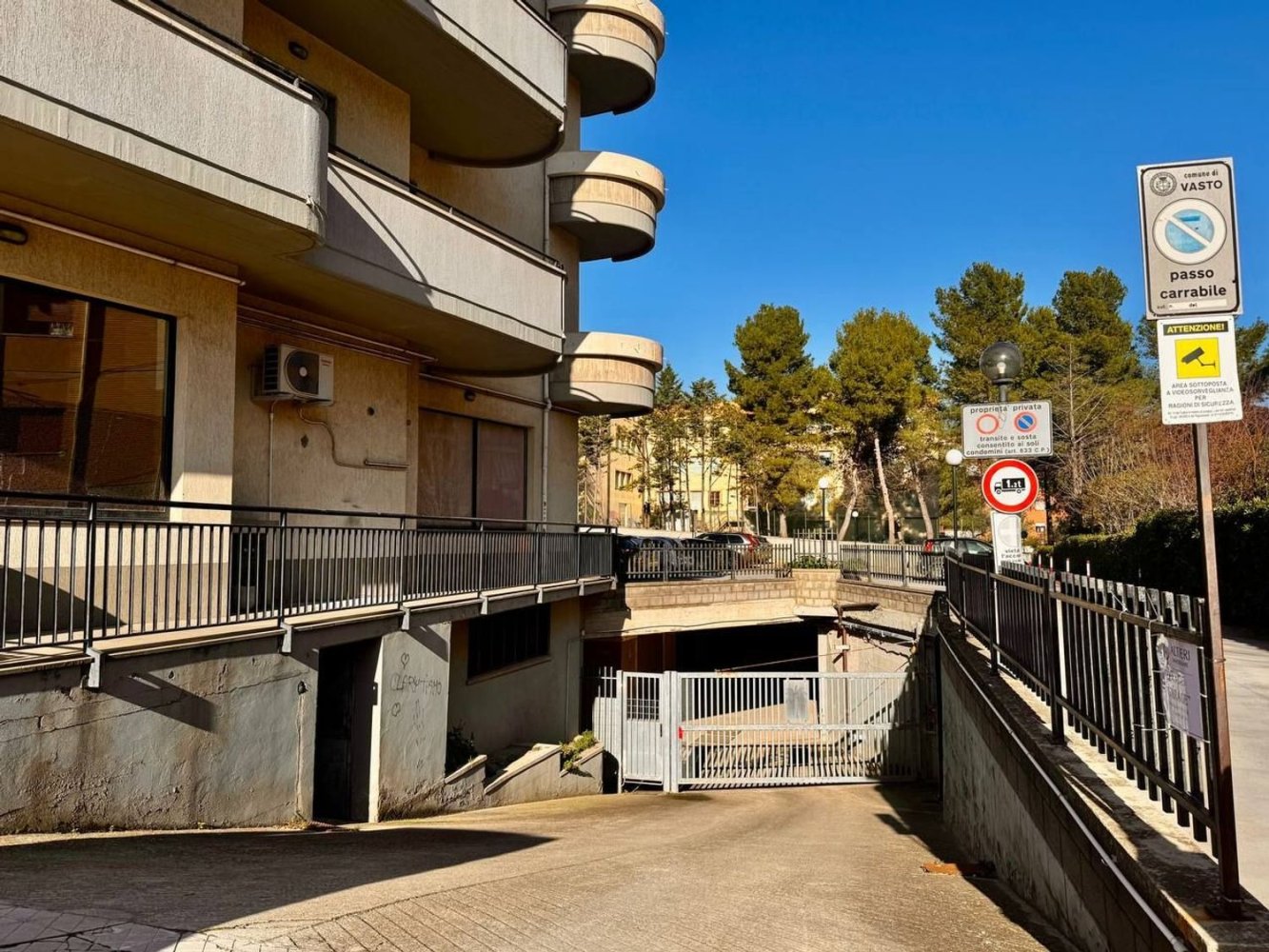 Garage in Vasto, Italy 39m², Nr. 175446