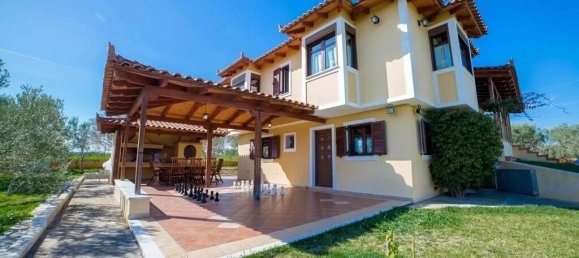 3 Schlafzimmer Gewerbliche Immobilien in Euboea, Greece, Nr. 1959 2