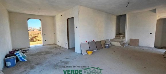 3 Schlafzimmer Villa in Altivole, Italy, Nr. 73953 5