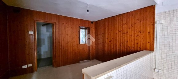 Здание с 2 комнатами в Сеньи, Италия № 89148 7