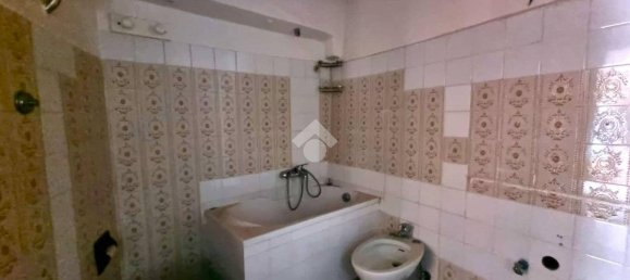 Здание с 2 комнатами в Сеньи, Италия № 89148 8