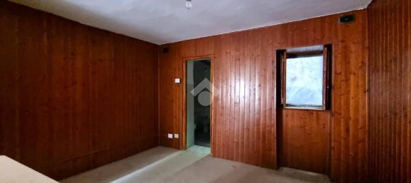 Здание с 2 комнатами в Сеньи, Италия № 89148 6