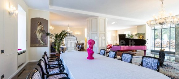 Villa de 5 dormitorios en Imbersago, Italy No. 188232 9