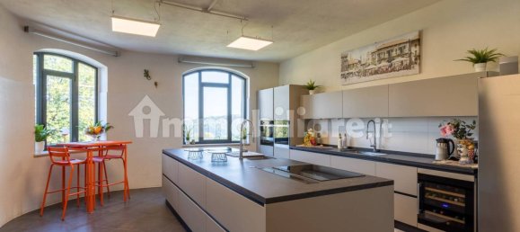 Villa de 5 dormitorios en Imbersago, Italy No. 188232 22