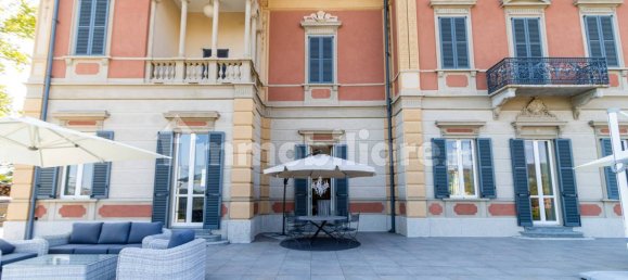 Villa de 5 dormitorios en Imbersago, Italy No. 188232 37