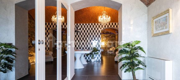 Villa de 5 dormitorios en Imbersago, Italy No. 188232 16