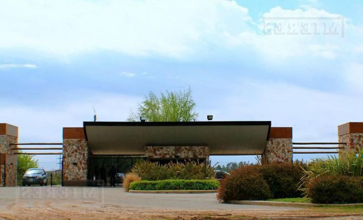  Land in Pilar, Argentina No. 111090