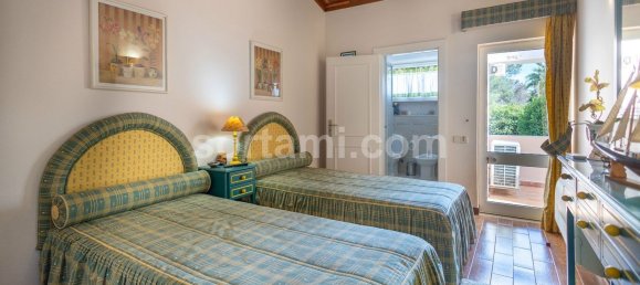 3 bedrooms House in Quarteira, Portugal No. 136282 6