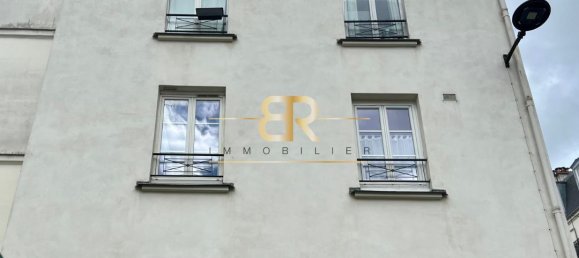 Studio in Paris, France No. 324832 6