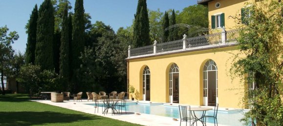 4 bedrooms Villa in Perugia, Italy No. 145545 3