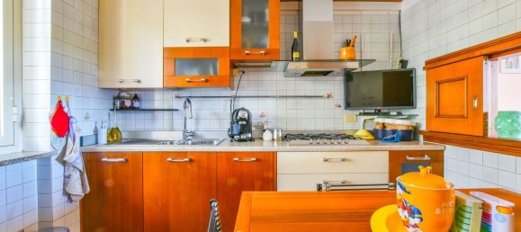 5 bedrooms Villa in Ghiffa, Italy No. 359617 17