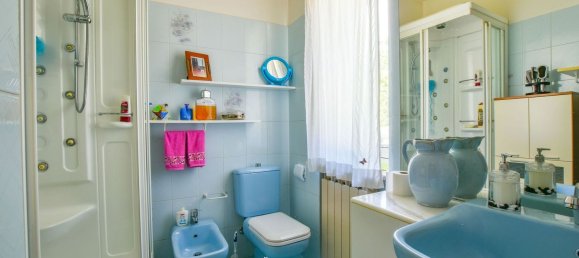 5 bedrooms Villa in Ghiffa, Italy No. 359617 18