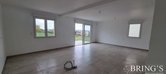 3 Schlafzimmer Haus in Courcelles-Chaussy, France, Nr. 51610 13