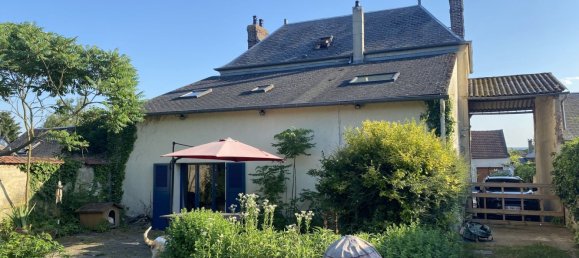 6 bedrooms House in Amblainville, France No. 68647 12