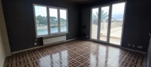 Дом с 7 спальнями в Сантаньи, Испания № 61586 3