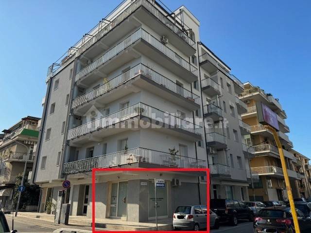 1-salle Propriété commerciale à Montesilvano, Italy No. 104468