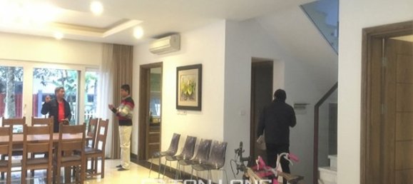 4 Schlafzimmer Villa in Long Bien, Vietnam, Nr. 3168 3