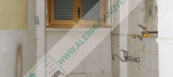 2 Schlafzimmer Wohnung in Milan, Italy, Nr. 370088 5