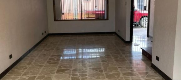 3 chambres Maison à Curridabat, Costa Rica No. 817 2