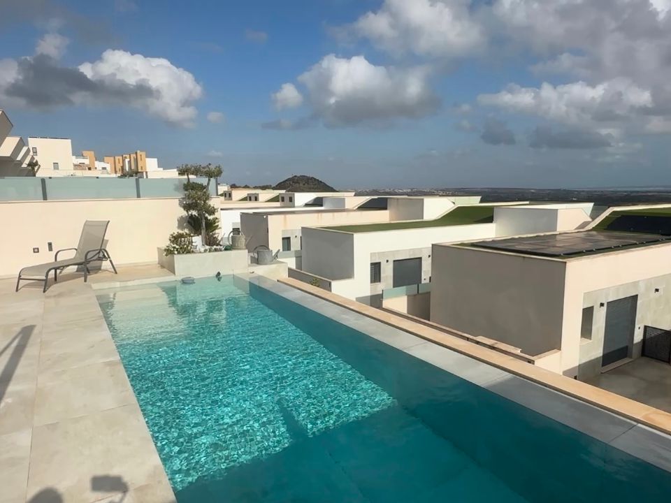 Villa de 3 dormitorios en Ciudad Quesada, Spain No. 283345