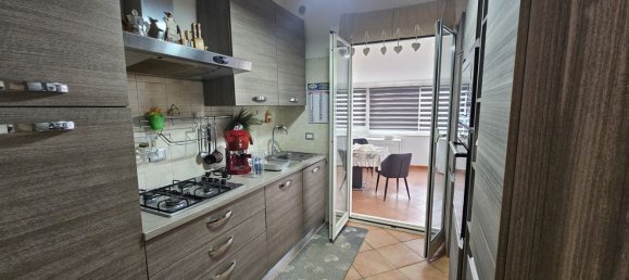 2 rooms Apartment in Rome, Italy No. 209139 4