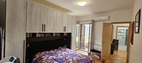 2 rooms Apartment in Rome, Italy No. 209139 8