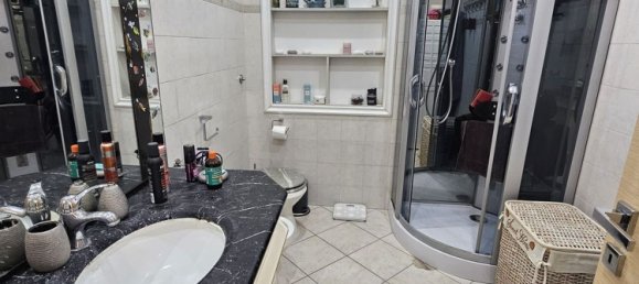 2 rooms Apartment in Rome, Italy No. 209139 10