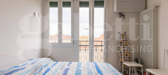 Studio in Bologna, Italy No. 322563 5