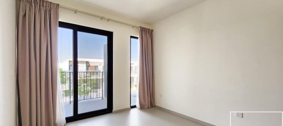 3 bedrooms Townhouse in Tilal Al Ghaf, UAE No. 112478 8