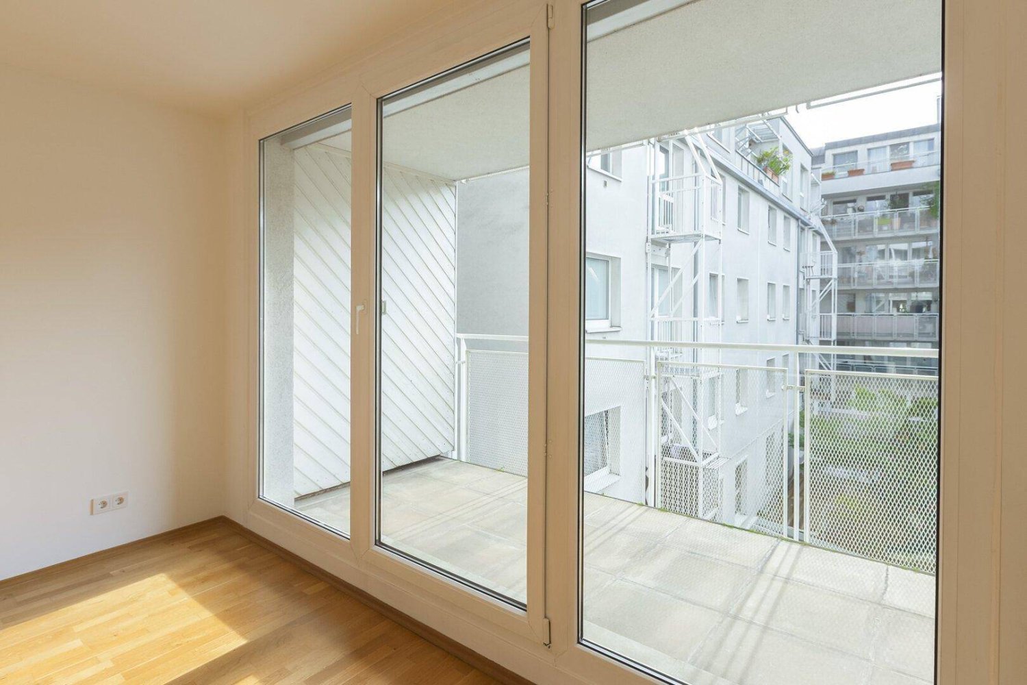 Studio in Brigittenau, Austria No. 200827