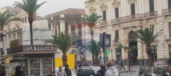 3 bedrooms Apartment in Catania, Italy No. 369920 4