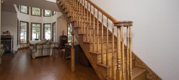 2 bedrooms House in Halifax, Canada No. 2 3