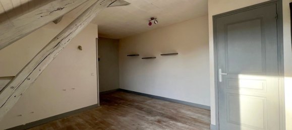 Casa de 4 dormitorios en Saint-Amand-Montrond, France No. 51265 19