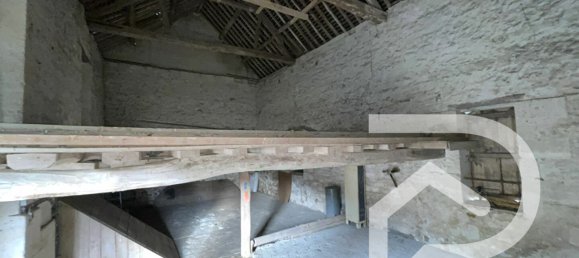 1 room Building in Fresnoy-la-Riviere, France No. 48660 2