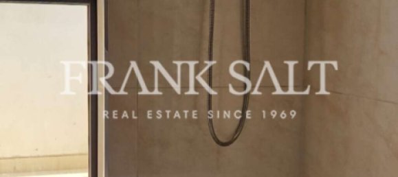 2 bedrooms Penthouse in Zurrieq, Malta No. 8200 14