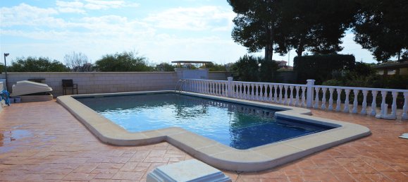 Villa T5 em Villamartin, Spain N.º 537 2