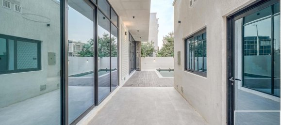 Villa T5 em Nadd Al Sheba, UAE N.º 112362 23
