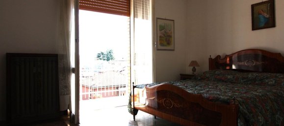 Apartamento de 3 dormitorios en Cinisello Balsamo, Italy No. 358042 9