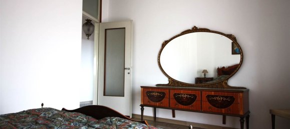 Apartamento de 3 dormitorios en Cinisello Balsamo, Italy No. 358042 7