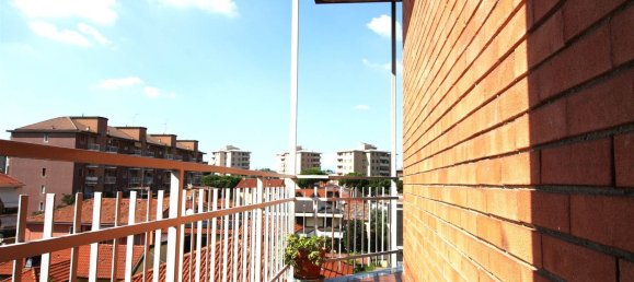 Apartamento de 3 dormitorios en Cinisello Balsamo, Italy No. 358042 16