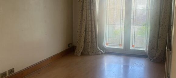 4 bedrooms House in Harrow, United Kingdom No. 6319 11