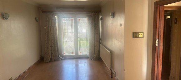 4 bedrooms House in Harrow, United Kingdom No. 6319 12