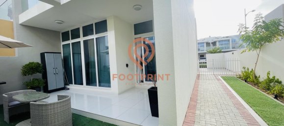 3 bedrooms Townhouse in Dubai, UAE No. 24520 7