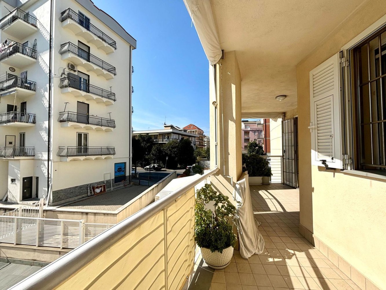 2 rooms Apartment in Albenga, Italy No. 272381