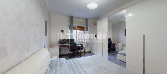 2 bedrooms Apartment in Bari, Italy No. 335330 4