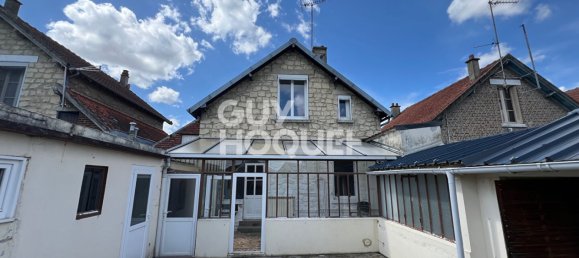 Casa de 2 dormitorios en Laon, France No. 252589 9